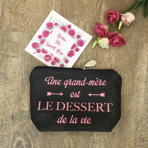 Une grand-mère est le dessert de la vie-by Matao