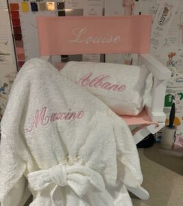 peignoir brodé prénom Paris adulte enfant bébé by Matao